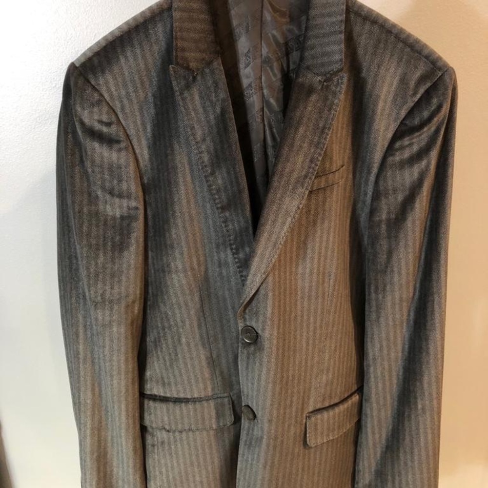Men’s Velvet Blazer